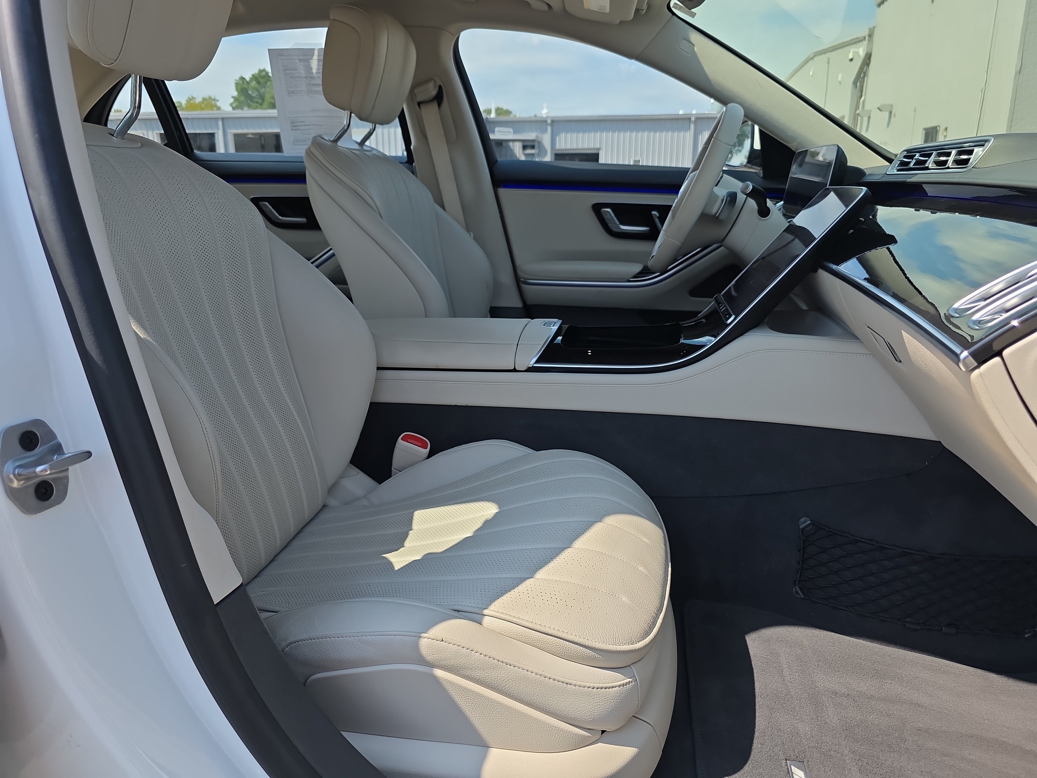 Used 2023 Mercedes-Benz S 500 4MATIC image 16