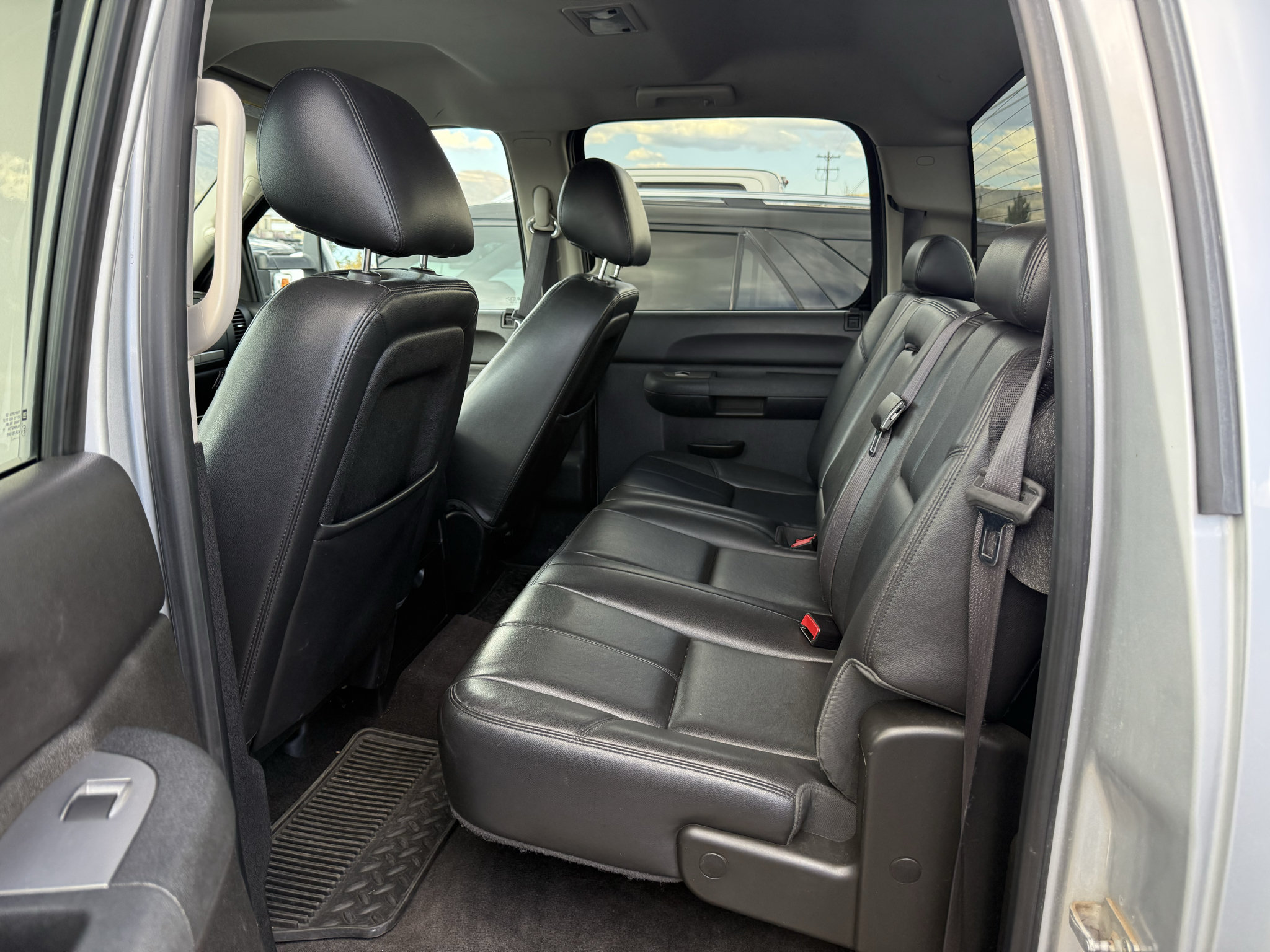 Used 2012 Chevrolet Silverado 3500 LT w/ Interior Plus Package AWD/4WD image 9