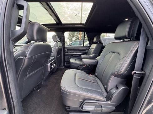 Used 2022 Ford Expedition Max Platinum AWD/4WD image 22