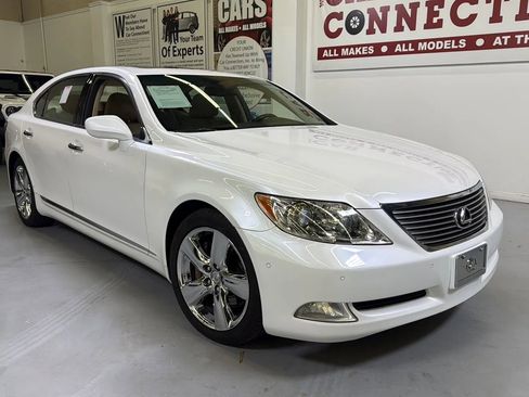 Used 2007 Lexus LS 460 L image 3