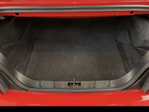 Used 2005 Ford Mustang GT Premium image 30