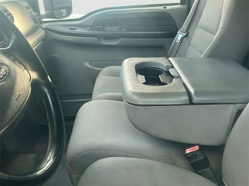 Used 2007 Ford F250 XLT image 6