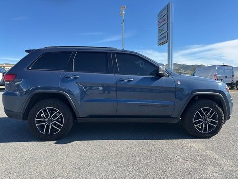 Used 2020 Jeep Grand Cherokee Trailhawk w/ Trailhawk Luxury Group image 6