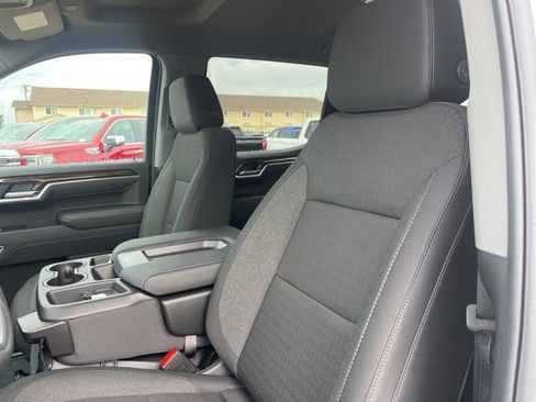 New 2026 GMC Sierra 1500 Elevation image 19