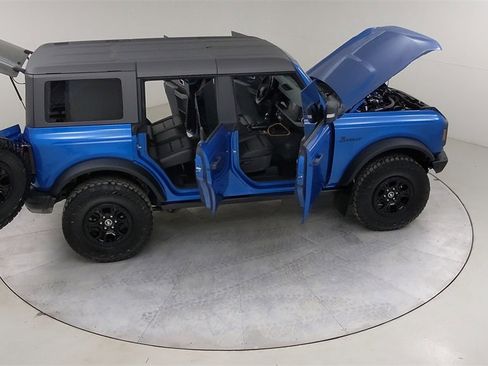 Used 2022 Ford Bronco Badlands image 48