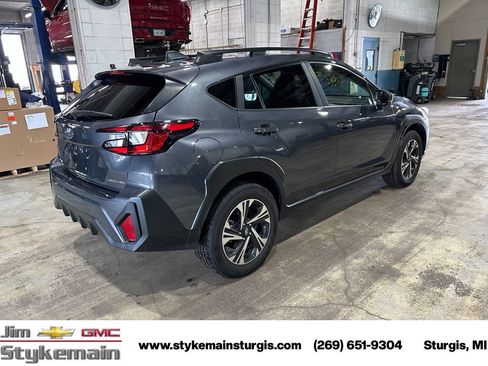 Used 2025 Subaru Crosstrek 2.5i Premium AWD/4WD image 6
