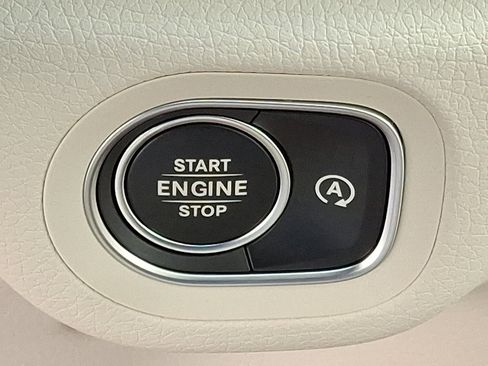 New 2026 Mercedes-Benz GLS 450 4MATIC image 19