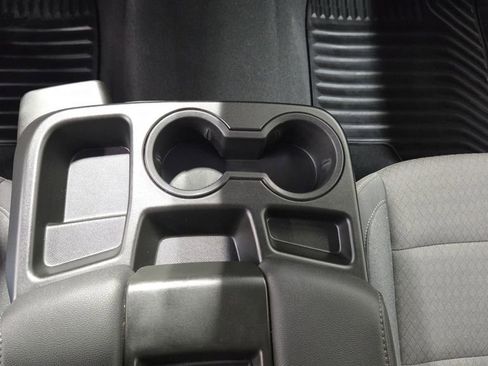 Used 2024 Chevrolet Silverado 1500 LT AWD/4WD image 17