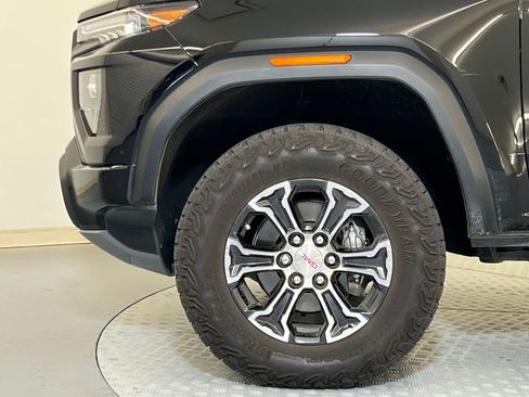 Used 2023 GMC Canyon AT4 w/ Technology Package image 11