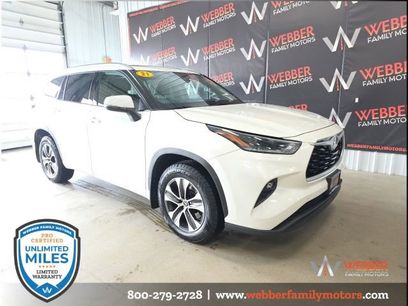 Used 2021 Toyota Highlander XLE
