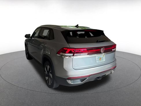 Used 2026 Volkswagen Atlas Cross Sport SE AWD/4WD image 11