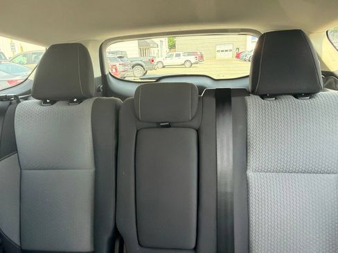 Used 2017 Ford Escape SE FWD image 13