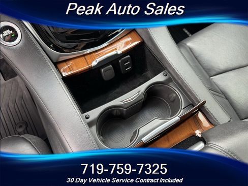 Used 2017 Cadillac Escalade Luxury image 26