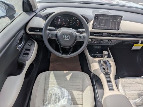 New 2026 Honda HR-V LX image 28