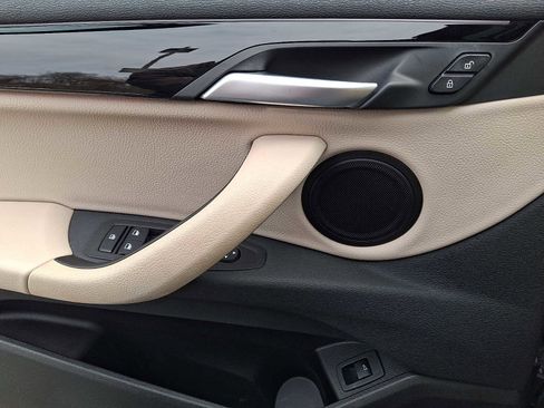 Used 2023 BMW X2 xDrive28i w/ Convenience Package image 12