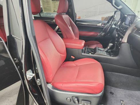 Used 2023 Lexus GX 460 Premium w/ Premium Package image 39