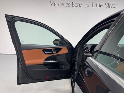 Used 2023 Mercedes-Benz C 300 4MATIC Sedan image 17