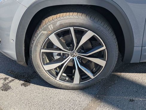 New 2026 Volkswagen Atlas SEL Premium R-Line AWD/4WD image 12