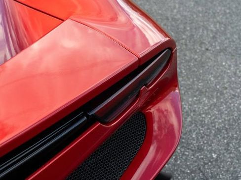 Used 2022 Ferrari 296 GTB image 18