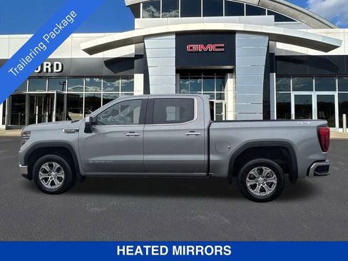 Used 2025 GMC Sierra 1500 SLT image 8