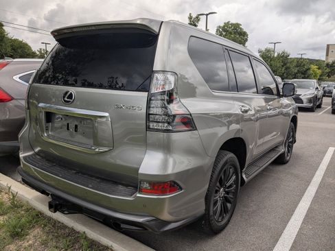 Certified 2023 Lexus GX 460 Premium w/ Accessory Package AWD/4WD image 11