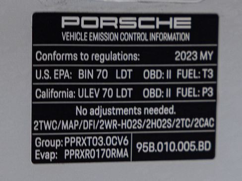 Certified 2023 Porsche Macan GTS AWD/4WD image 38