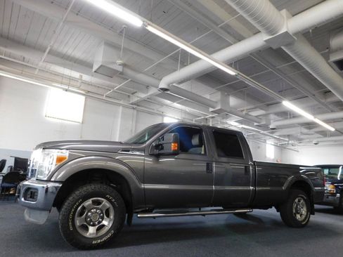 Used 2012 Ford F250 XLT AWD/4WD image 6
