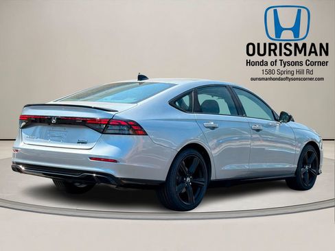 Certified 2023 Honda Accord Sport image 3