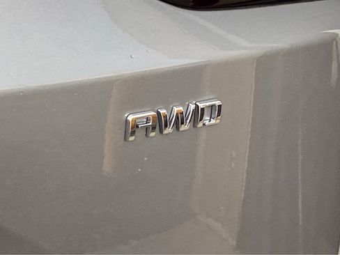 New 2025 Chevrolet Blazer EV LT image 25