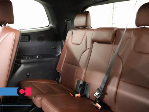Used 2024 Kia Telluride SX Prestige AWD/4WD image 30