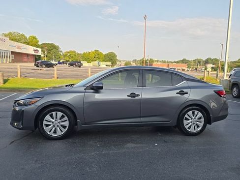 Certified 2025 Nissan Sentra S FWD image 6