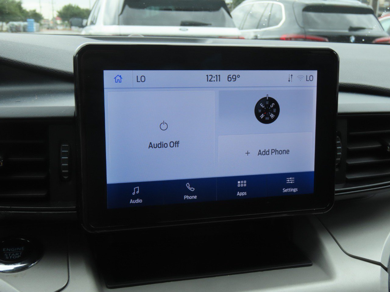 Certified 2024 Ford Explorer XLT RWD image 30