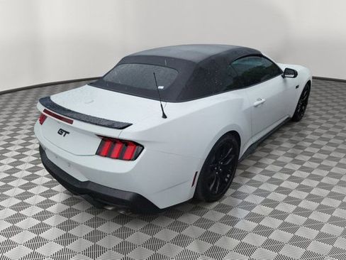 Used 2025 Ford Mustang GT Premium RWD image 4