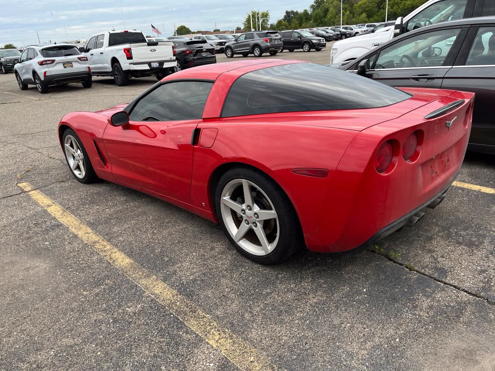 Used 2006 Chevrolet Corvette Coupe w/ Preferred Equipment Group RWD image 11