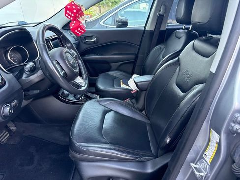 Used 2018 Jeep Compass Limited AWD/4WD image 11