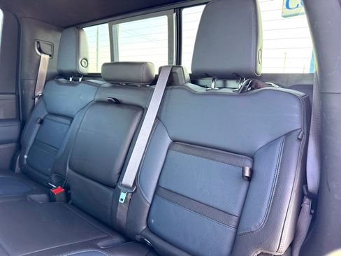 Used 2021 GMC Sierra 2500 Denali w/ Denali Ultimate Package image 18