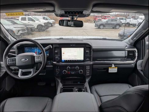 New 2026 Ford F250 Lariat w/ Black Appearance Package AWD/4WD image 5