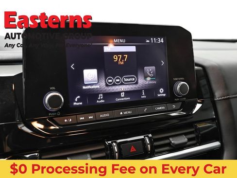 Used 2025 Nissan Pathfinder SV FWD image 19