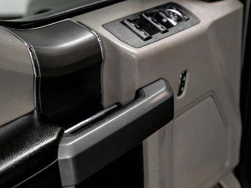 Used 2019 Ford F150 XLT w/ Equipment Group 302A Luxury image 48