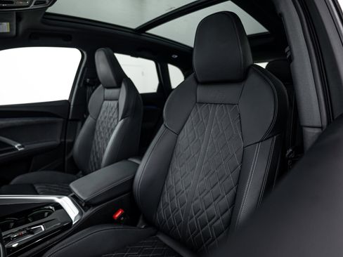 Certified 2025 Audi SQ5 Premium Plus w/ Premium Plus Package image 17