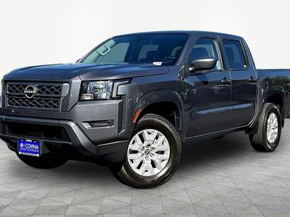 Used 2023 Nissan Frontier SV w/ Tow Package