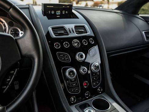 Used 2016 Aston Martin Rapide S image 23