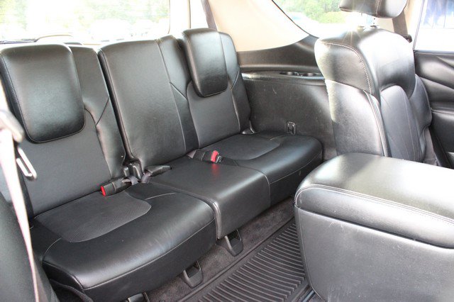 Used 2017 INFINITI QX80 4WD w/ Deluxe Technology Package image 16