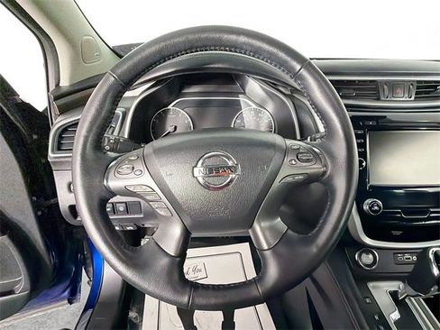 Used 2019 Nissan Murano Platinum image 11
