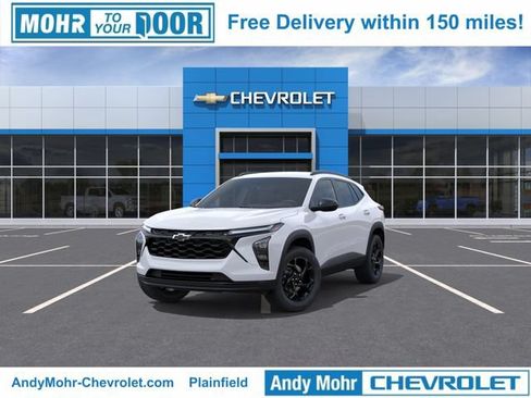 New 2026 Chevrolet Trax LT w/ Driver Confidence Package FWD image 1