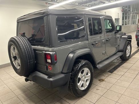 Used 2023 Jeep Wrangler Sport S image 7