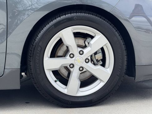 Used 2013 Chevrolet Volt Premium w/ Premium Trim Package FWD image 25