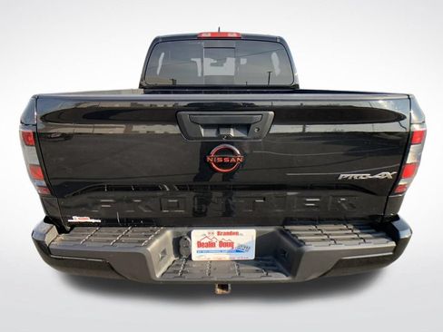 Used 2023 Nissan Frontier PRO-4X w/ Tow Package AWD/4WD image 4