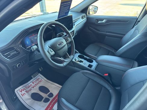 Certified 2024 Ford Escape ST-Line w/ Tech Pack #1 image 22