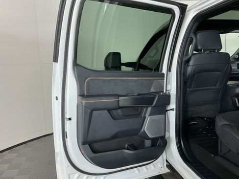 Certified 2024 Ford F350 Platinum image 31